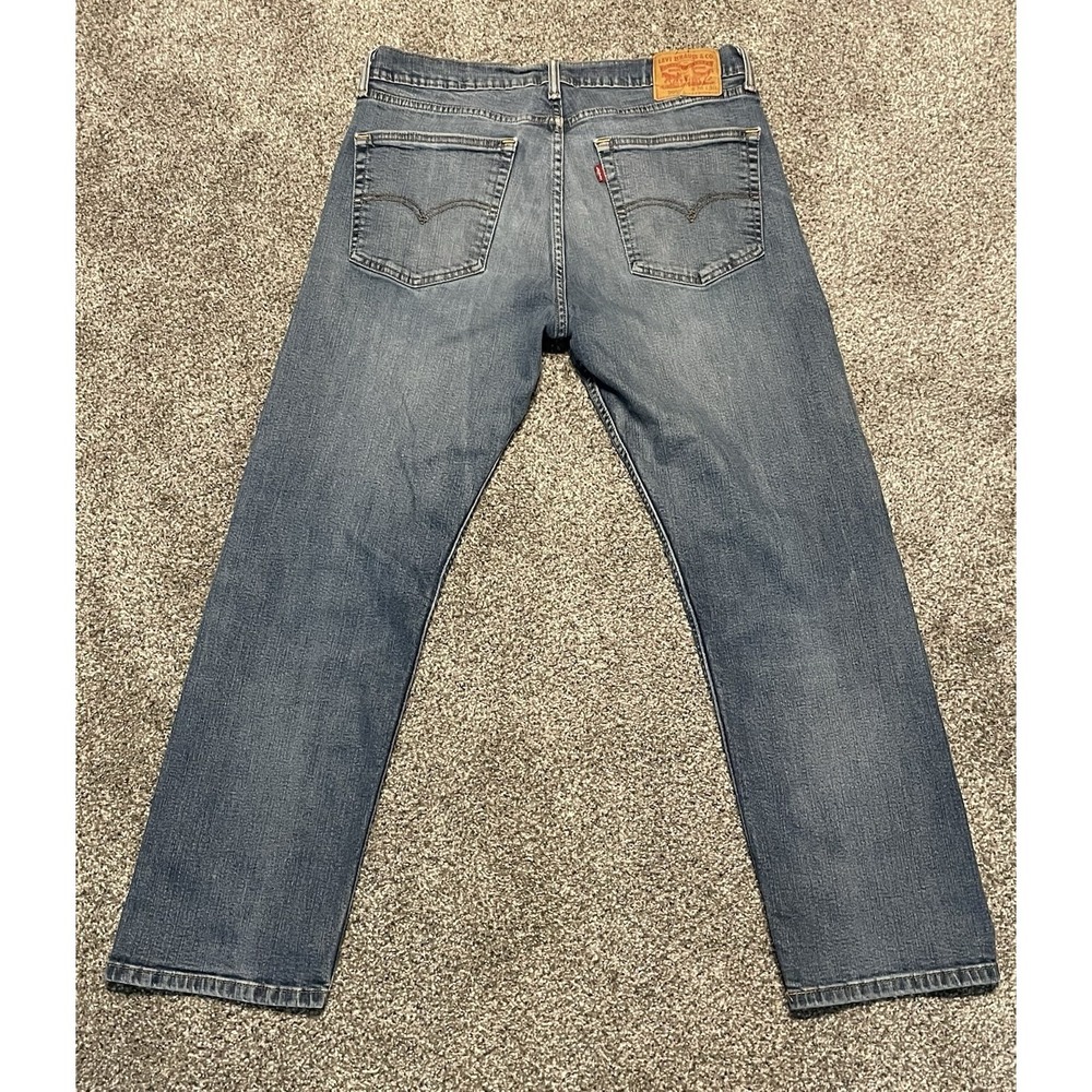 Levi's 505 Straight Fit Jeans Men 36x30 Blue Medium Wash Classic Denim - Picture 2 of 6